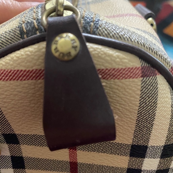Burberry nova check handbag - Picture 7 of 10